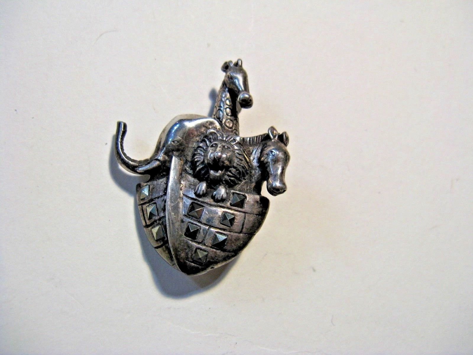 Vintage Sterling Silber Brosche Arche Noah Mit Markasiten Vintage Sterling Silber Brosche Arche Noah Mit Markasiten von TheInstantMemory