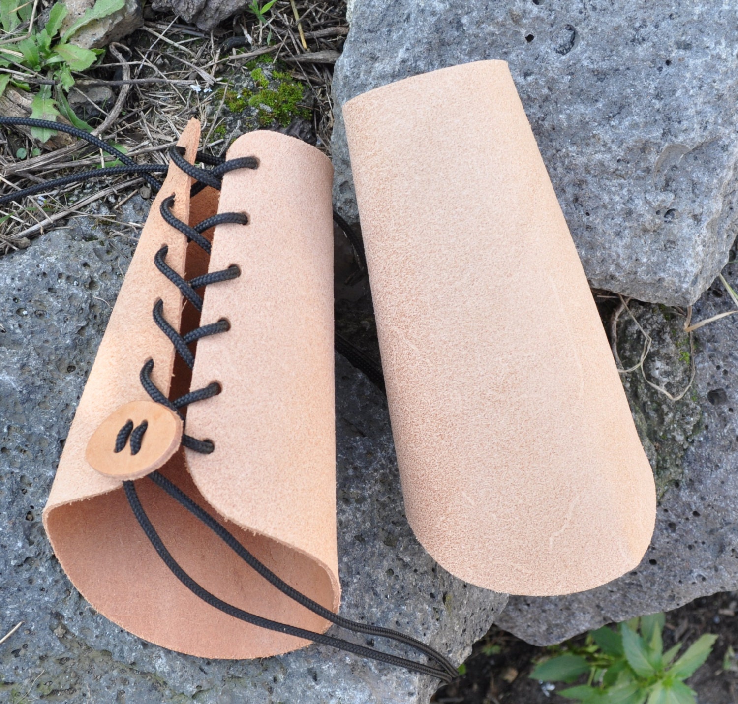 Larp Armspangen Aus Leder, Fantasy Rüstung von TheIronRing