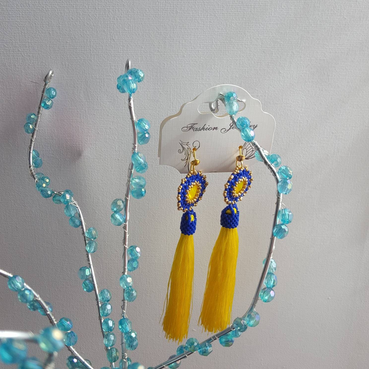 Swarovski Kristall Ohrring; Lange Gelbe Und Königsblaue Quastenohrringe; Swarovski Kristall Ohrring; Lange Gelbe Und Königsblaue Quastenohrringe; von TheJewelleryPalace