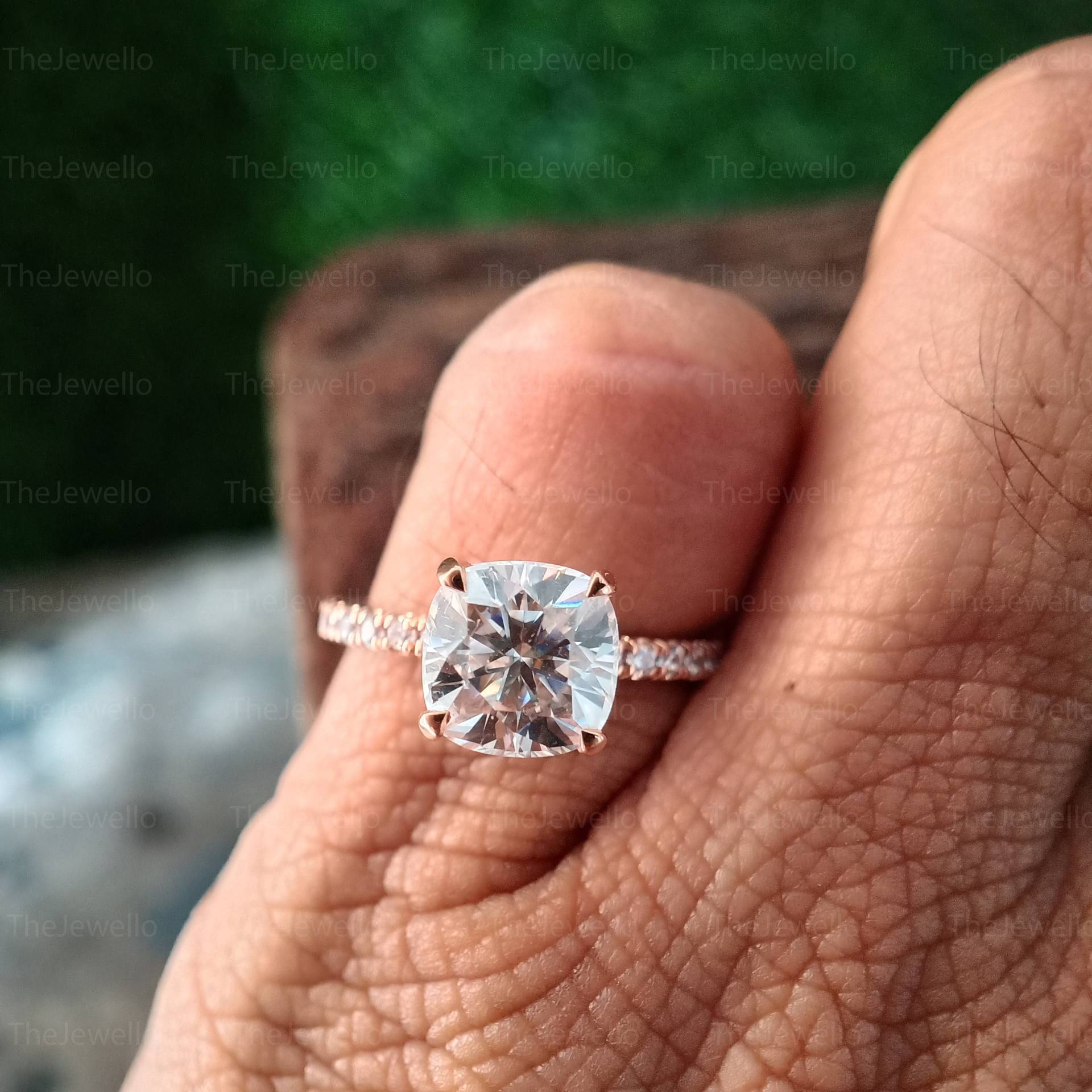 2.15 Ct Moissanite Ring Kissenschliff, Kissen Ehering in Massivem 14 Karat Roségold, Verlobungsringe Für Sie von TheJewello