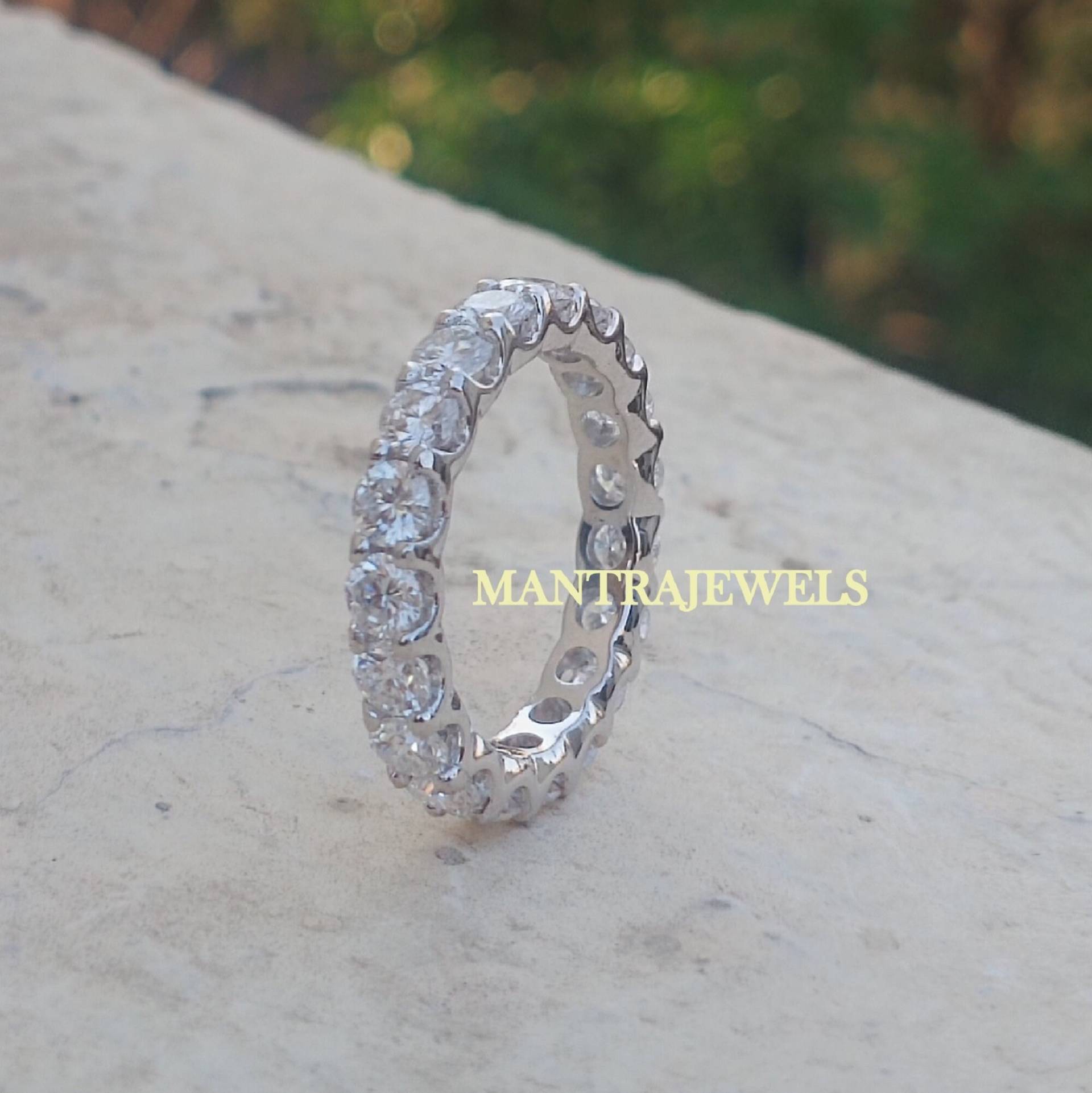 3.50Ct Brilliant Moissanit Bandring/Solide 14K Weißgold Ehering Eternity Band Ring Für Die Braut Verlobungsring von TheJewello