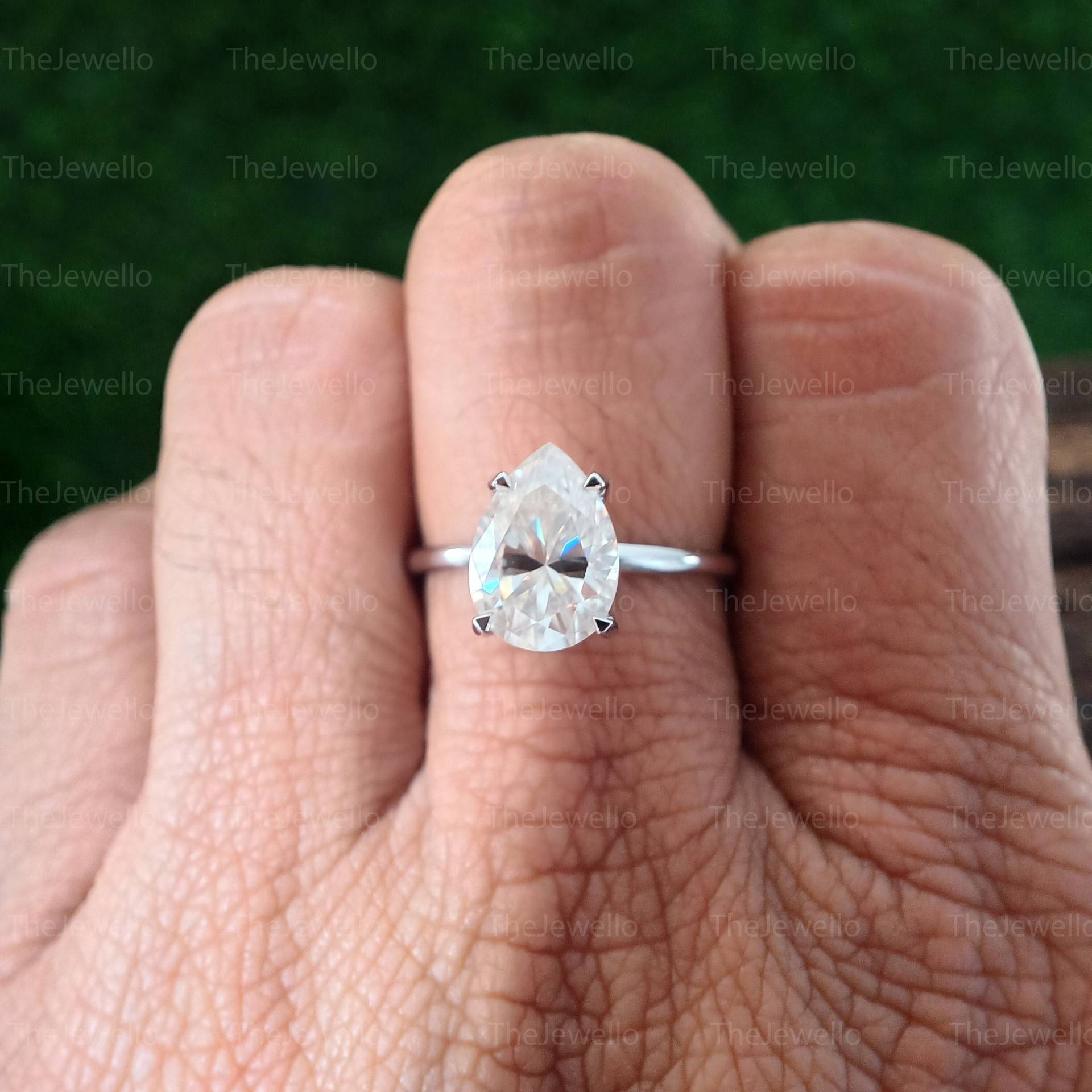 3.00Ct Birne Moissanite Verlobungsring, Messerkanten Pear Cut Solitaire 14K/18K Weißgold Ring von TheJewello