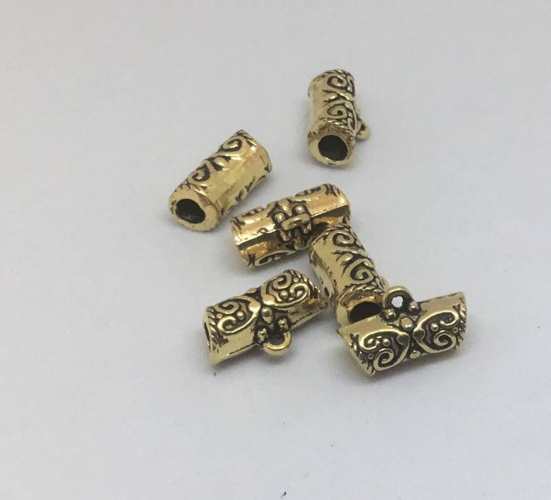 Kautionen in Kumihimo Muster, Gold, Basismetall, Dekorative Kautionen in Kumihimo Muster, Gold, Basismetall, Dekorative von TheJewelryInstructor