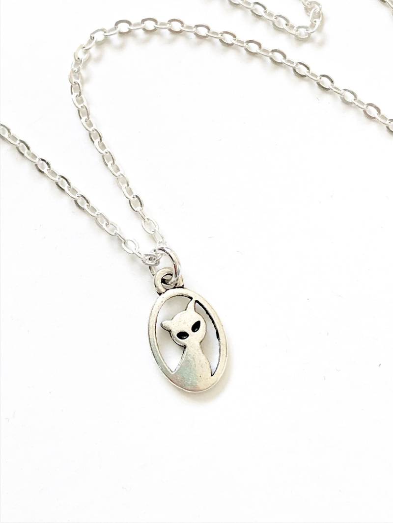 Kleine Katze Halskette, Silber Kitty Charm Haustier Verlust Schmuck, Katzen Dame Geschenke, Liebhaber Geschenke Für Frauen Kleine Katze Halskette, Silber Kitty Charm Haustier Verlust Schmuck, Katzen Dame Geschenke, Liebhaber Geschenke Für Frauen von TheJoyfulJewelryBox