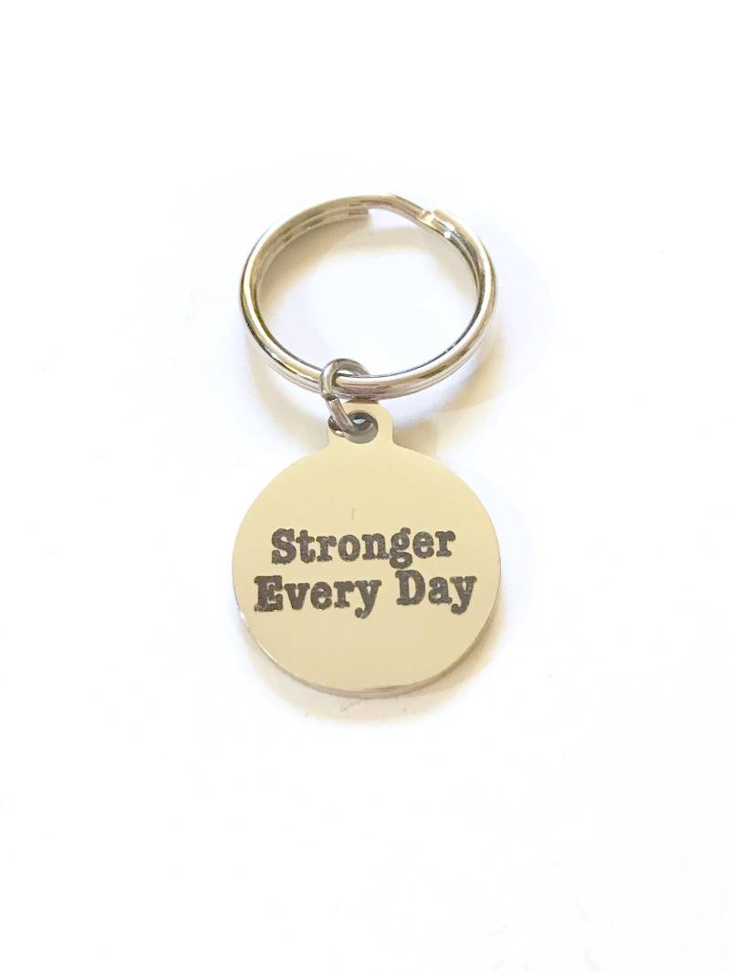 Starker Schlüsselbund, Ermutigender Motivierender Stärke Geschenk, Stärker Für Jeden Tag, Starke Frau Frauen Stark von TheJoyfulJewelryBox