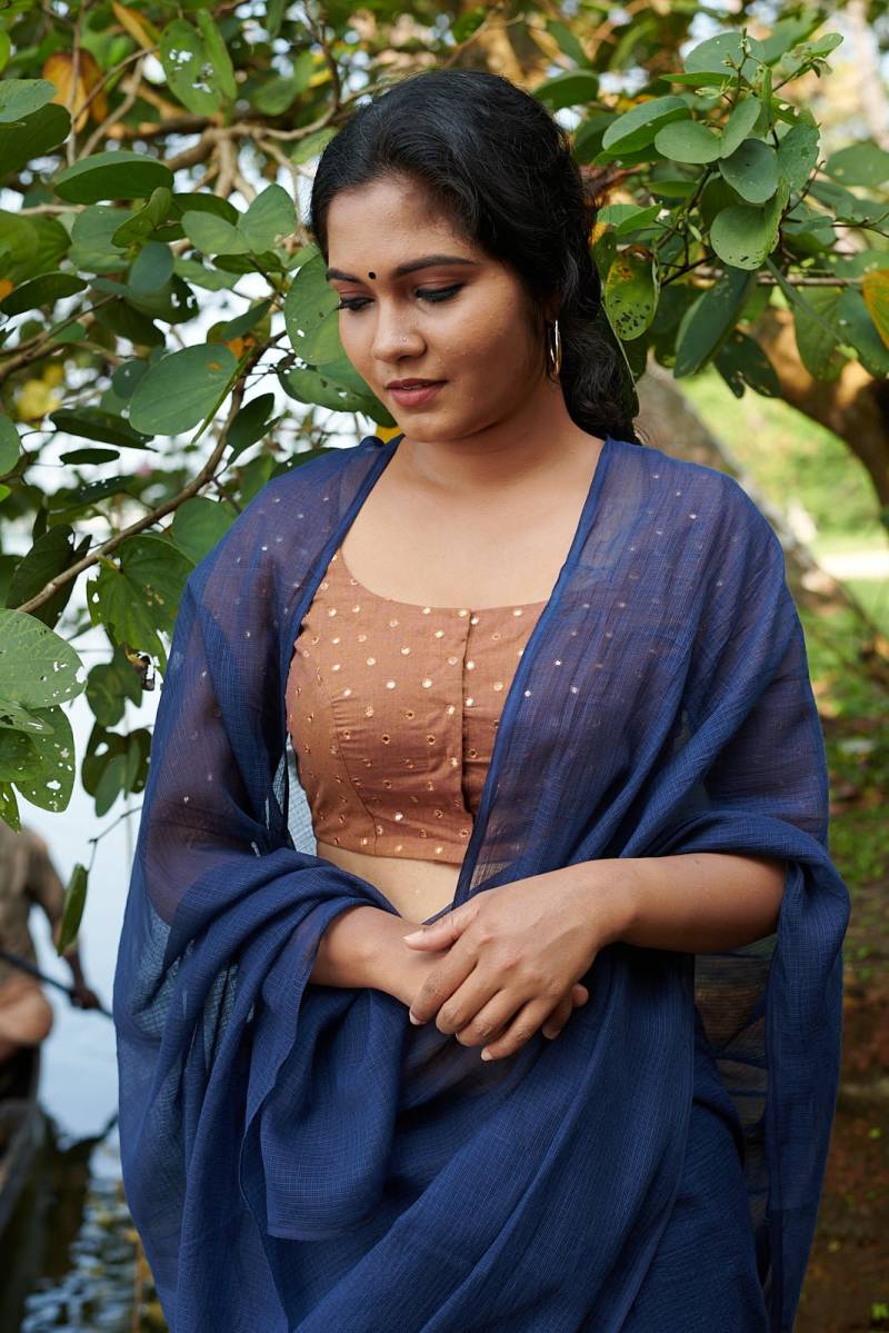 Indigo Kota Saree Indigo Kota Saree von TheKaithariProject