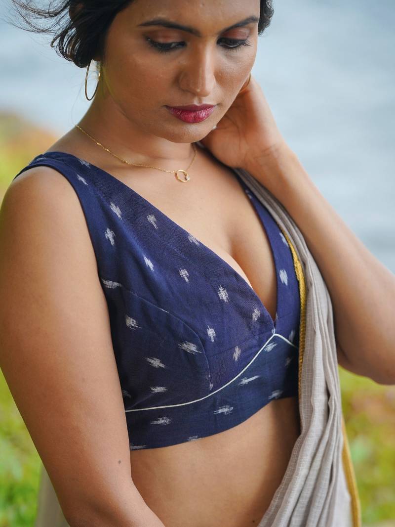 Niyathi Ikat Bluse von TheKaithariProject