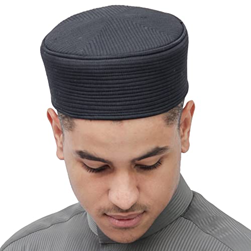 TheKufi Schwarze gepolsterte halbstarre Kufi-Kappe, gerade Nähte, weicher islamischer Kleiderschrank, Gebetsmütze, Schwarz , 62 von TheKufi