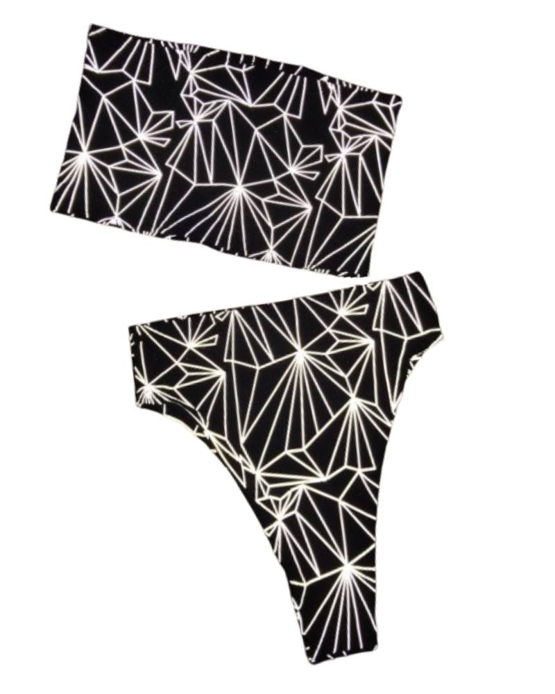 Bereich | Reflektiert Tube Top + High Waisted Cut Böden, Frauen Festival Outfit, Rave Set von TheLYTECouture