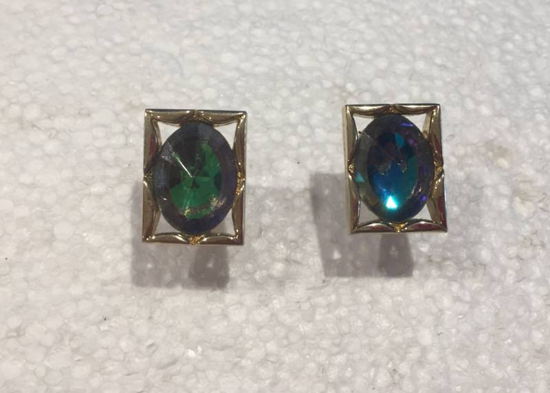 Vintage Rechteckige Manschettenknöpfe Mit Schillernden Steinen von TheLadyCollects