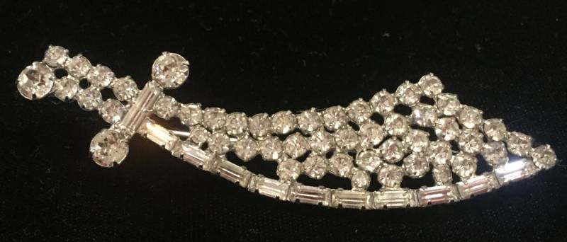 Vintage Strass Schwert Pin - Schal von TheLadyCollects