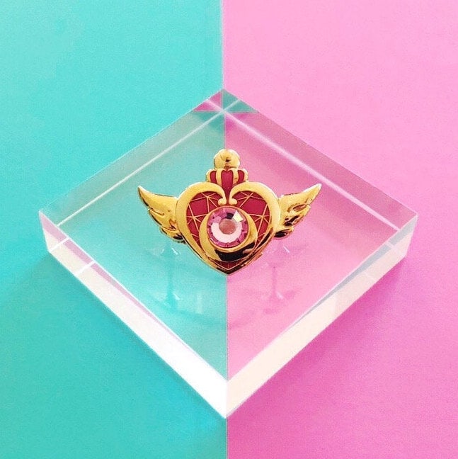Crisis Compact Pin Crisis Compact Pin von TheLanternGirlShop