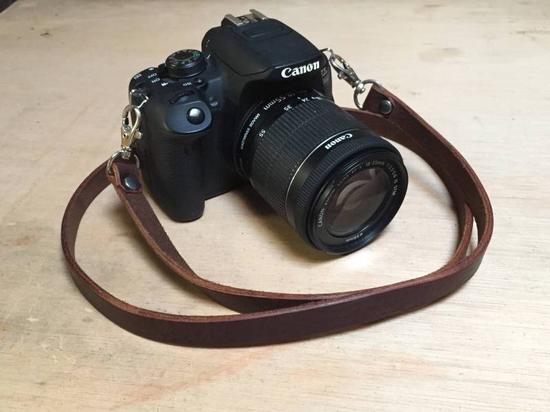 Echte Handgemachte Kamera Echtlederarmband in England Gemacht, 11mm Und 19mm Breit von TheLeatherJunkie