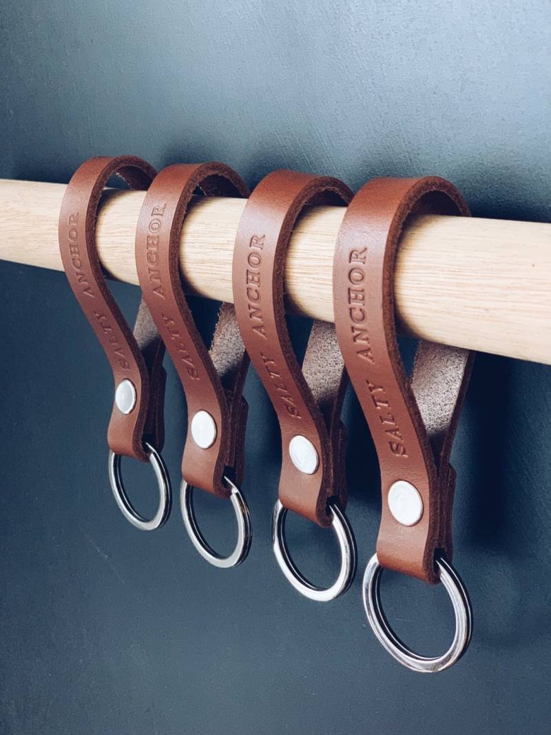 Pflanzlich Gegerbtes Leder Personalisierter Schlüsselanhänger/ Schlüsselanhänger von TheLeathermansWife