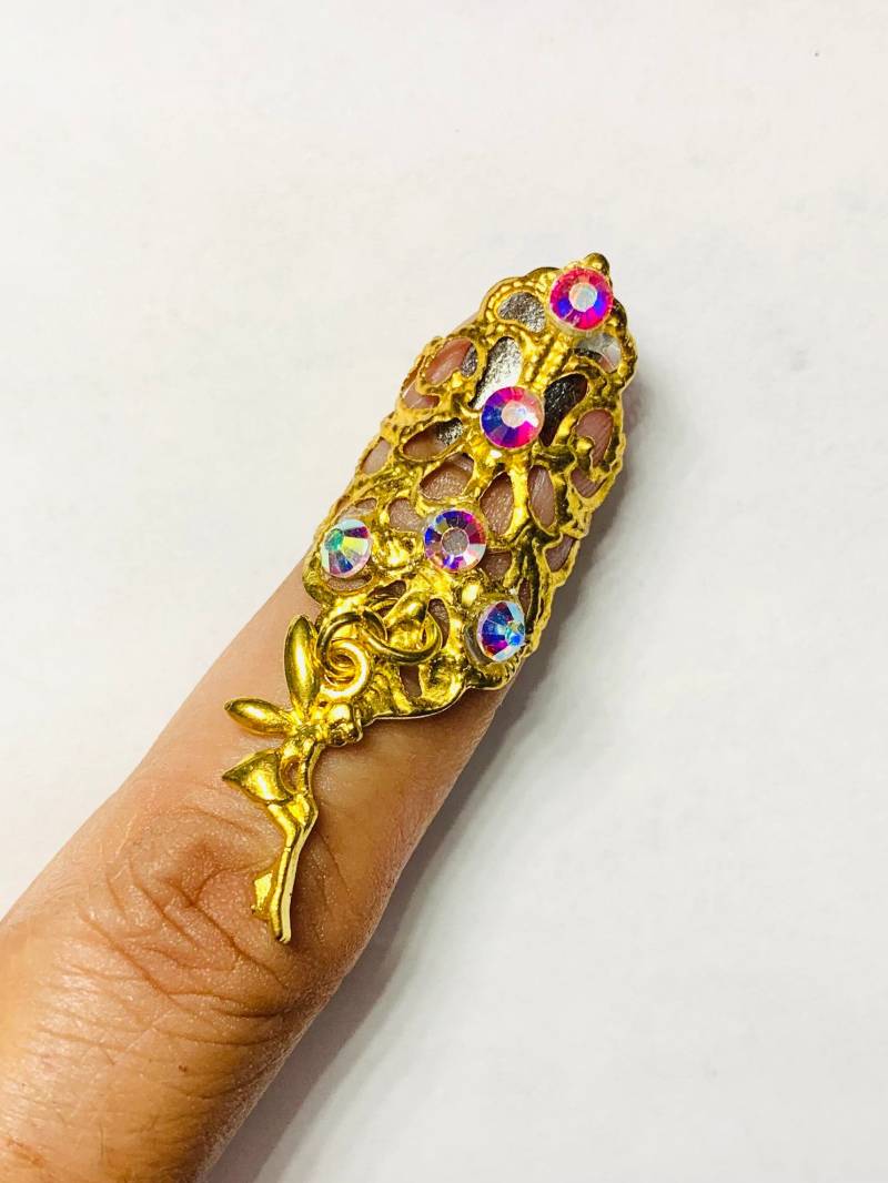 Feen Kralle Ring, Nagelschutz, Nagelspitze, Nagelring, Nagelabdeckung, Metallnagelabdeckung, Klaue, Goldfee, Verstellbar Feen Kralle Ring, Nagelschutz, Nagelspitze, Nagelring, Nagelabdeckung, Metallnagelabdeckung, Klaue, Goldfee, Verstellbar von TheLegacyArt