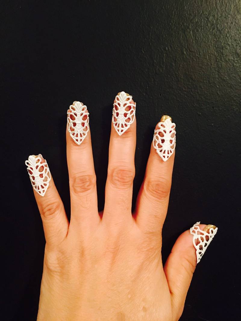 Filigrane Mini Krallenringe, Nageltips, Fingerspitzen, Nagelringe, Weiße Farbe Filigran, Verstellbar, 5 Stück Im Set von TheLegacyArt