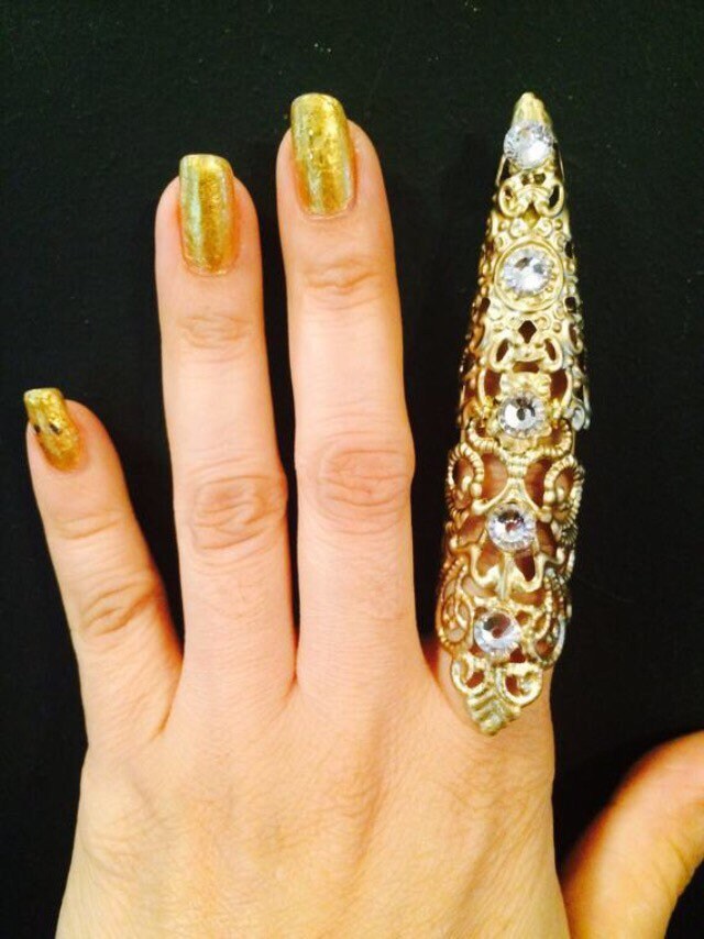 Voller Fingerring, Schildring, Rüstungsring, Nagelschutz, Metallnagelschutz, Volle Fingerabdeckung, Metallabdeckung, Klare Kristalle Voller Fingerring, Schildring, Rüstungsring, Nagelschutz, Metallnagelschutz, Volle Fingerabdeckung, Metallabdeckung, Klare Kristalle von TheLegacyArt