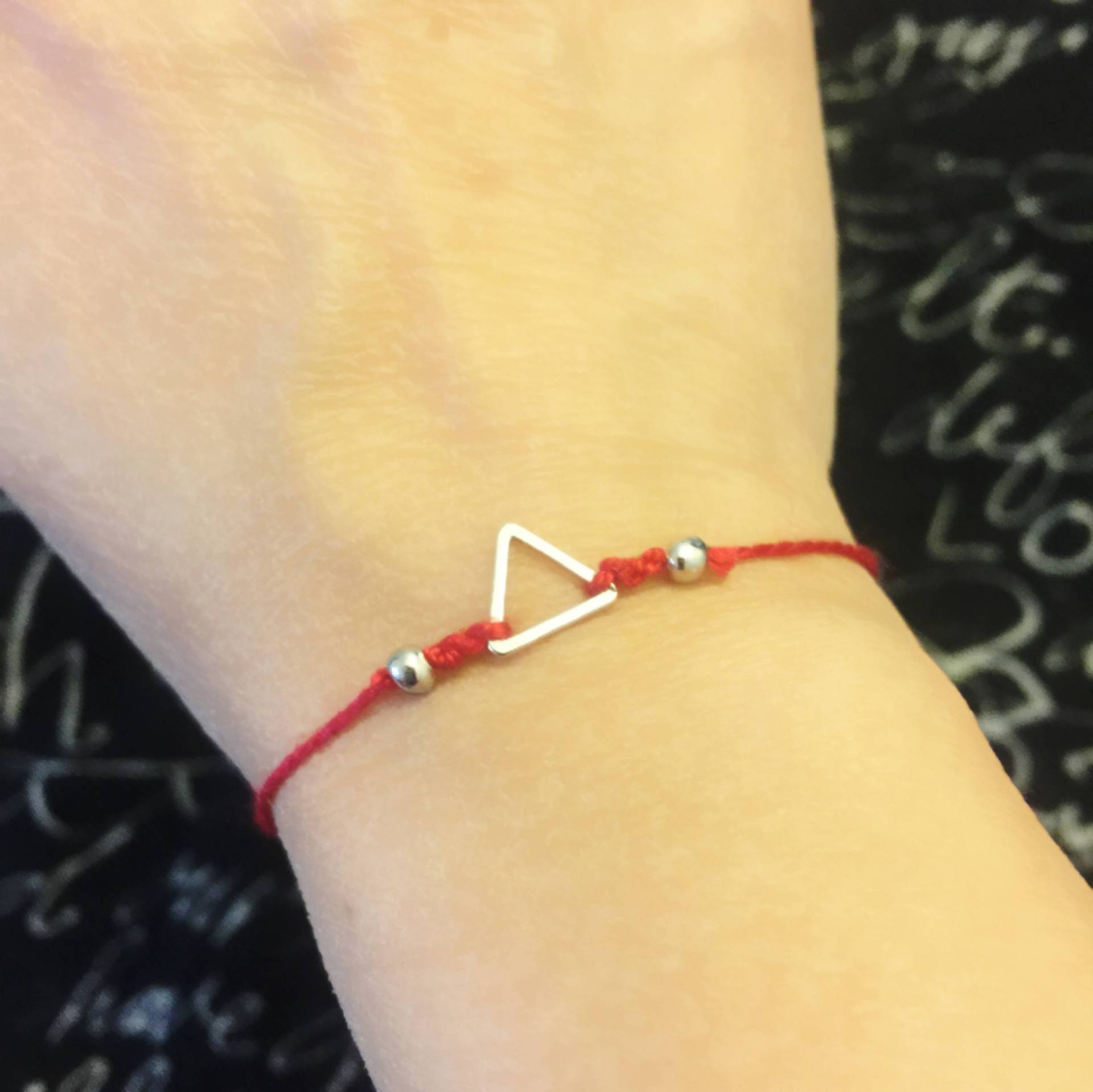 Kreatives Karma Red String Armband/Für Alle Künstler, Musiker, Autoren Usw Kreatives Karma Red String Armband/Für Alle Künstler, Musiker, Autoren Usw von TheLightAndBeyond