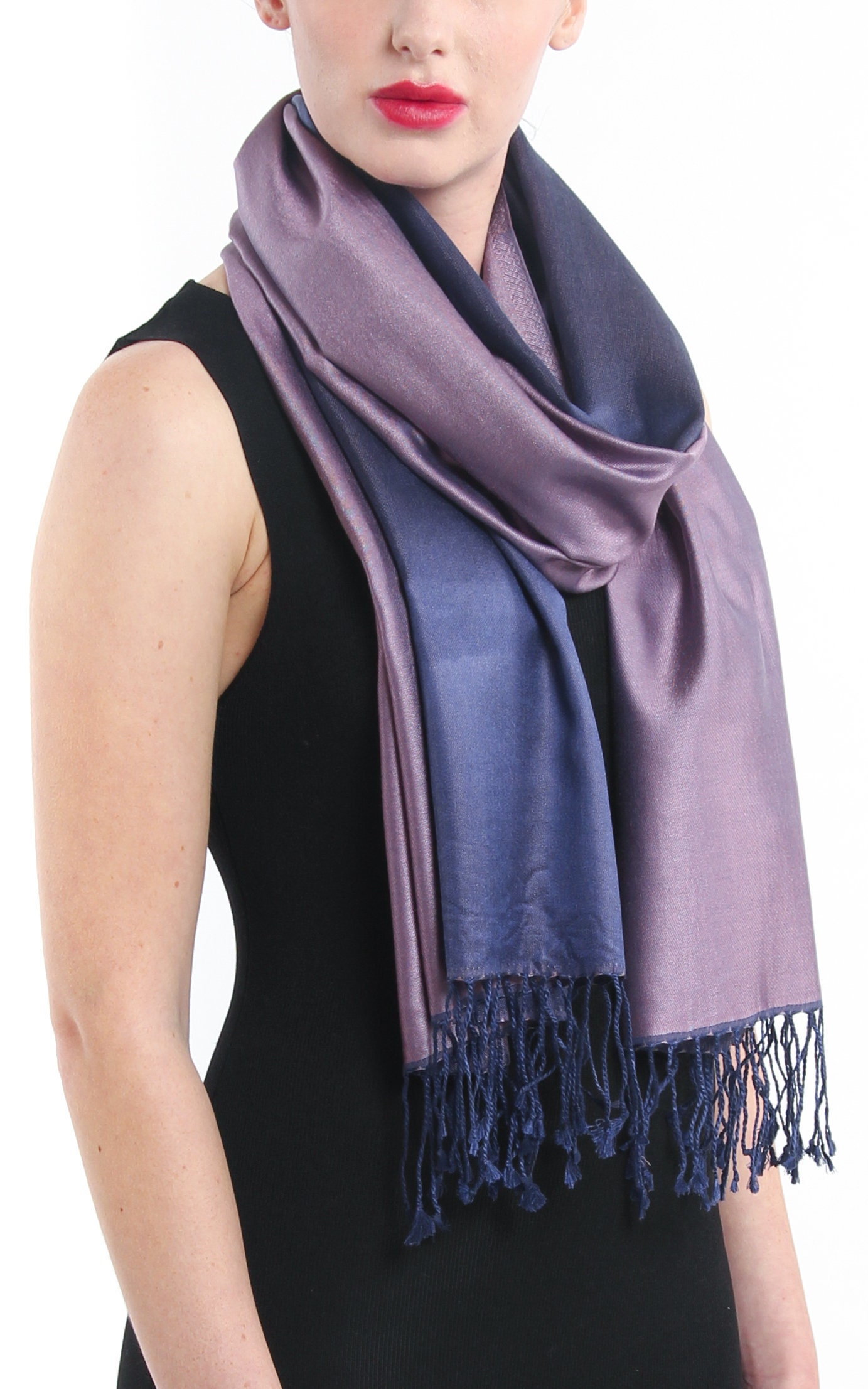 Lila & Aqua Blauer Seidenschal Reise-Accessoires - 100% Reiner Geschenk Für Mama Reversibler Schlichter Lila Eid Lila & Aqua Blauer Seidenschal Reise-Accessoires - 100% Reiner Geschenk Für Mama Reversibler Schlichter Lila Eid von TheLittleTibet