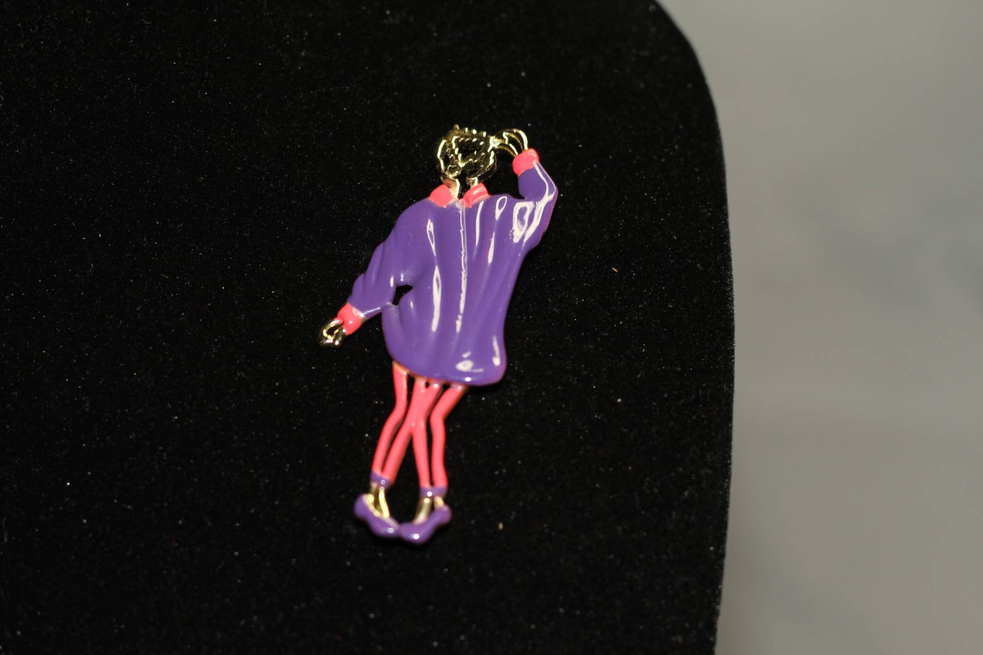 Avon Lady Figurenbrosche von TheLoveFashion