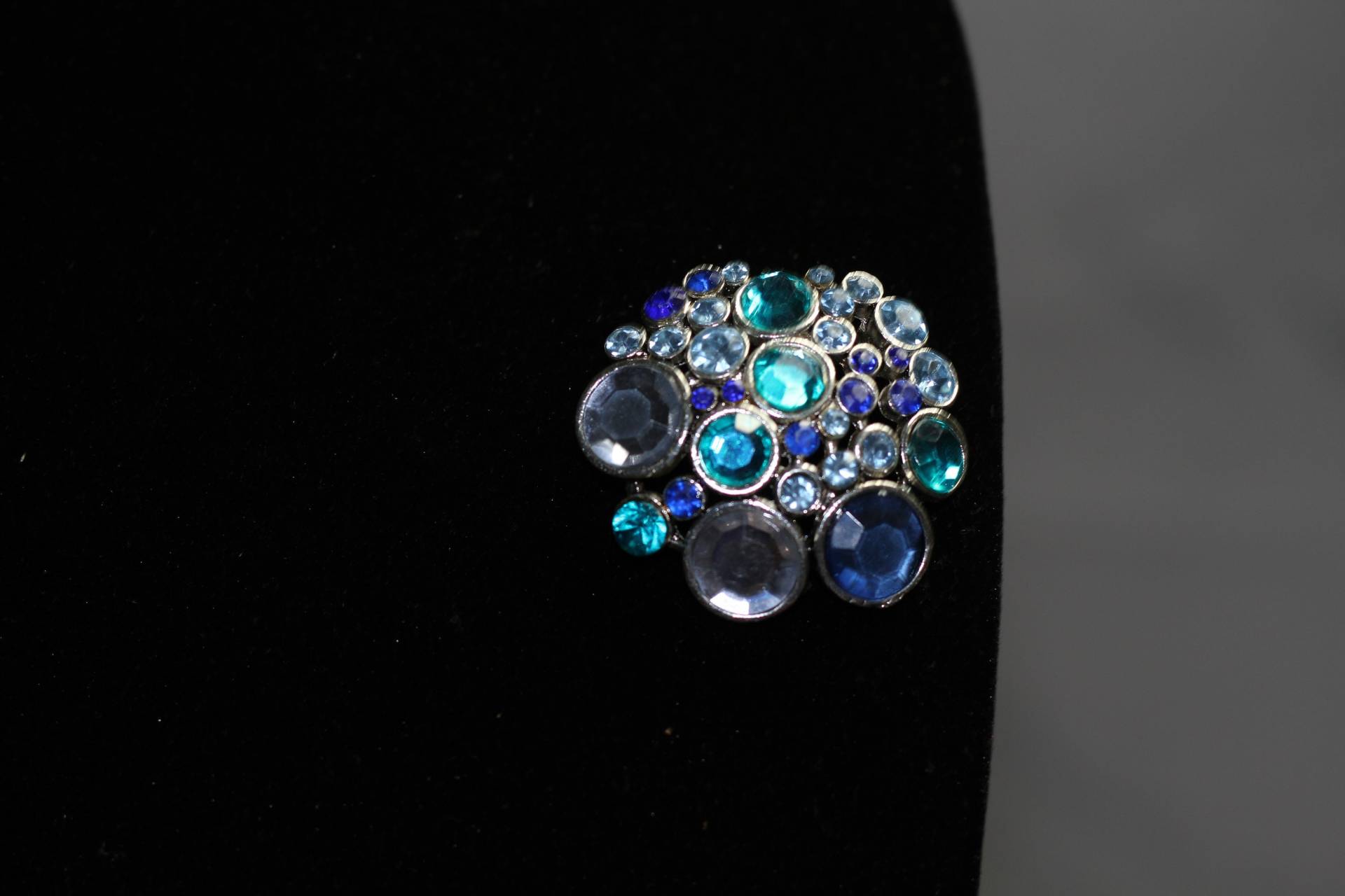 Blauer Strass Silber Anhänger + Brosche von TheLoveFashion