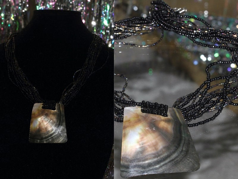 Schwarz Perlen Statement Halskette von TheLoveFashion