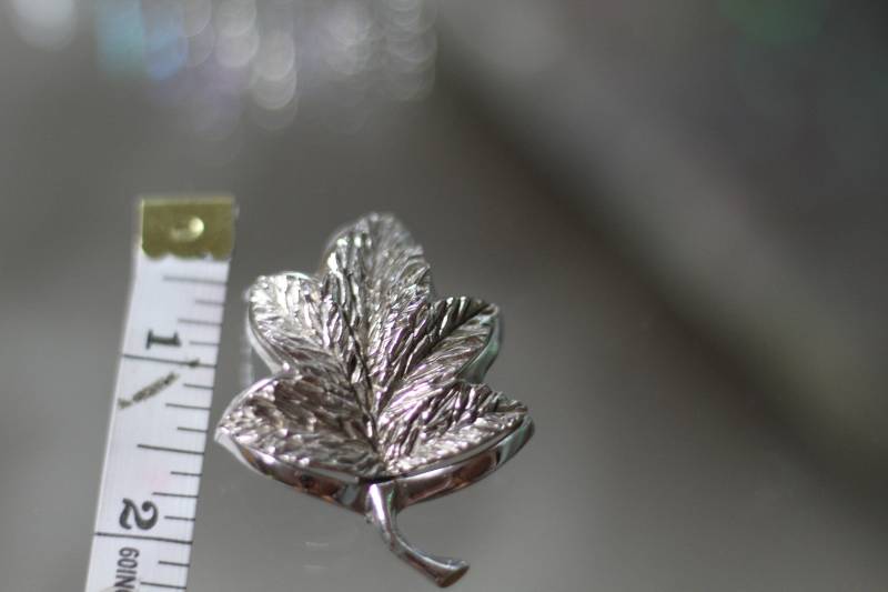 Silber Blatt Brosche von TheLoveFashion