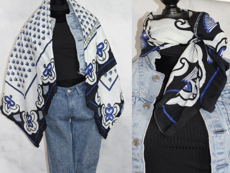 Tuishi Kwa Schal 106cm X 138cm von TheLoveFashion