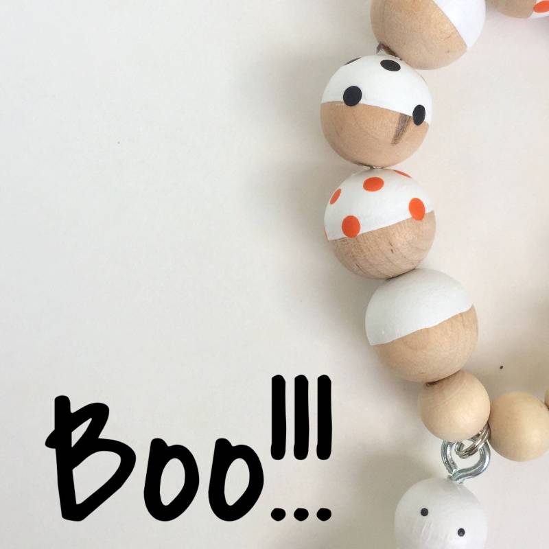 Halloween Geist Armband - Ghost-Armband, Kleinkindmode, Schmuck, Kinder Halloween, Von Hand Bemalte Perlen von TheLovedPeg