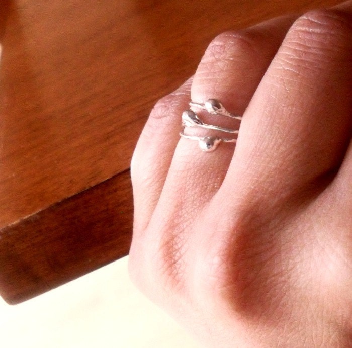 Einfach Fließenden Tropfen Sterling Silber Dünn Stapeln Ringe - 3Er Set Einfach Fließenden Tropfen Sterling Silber Dünn Stapeln Ringe - 3Er Set von TheLovelySmith