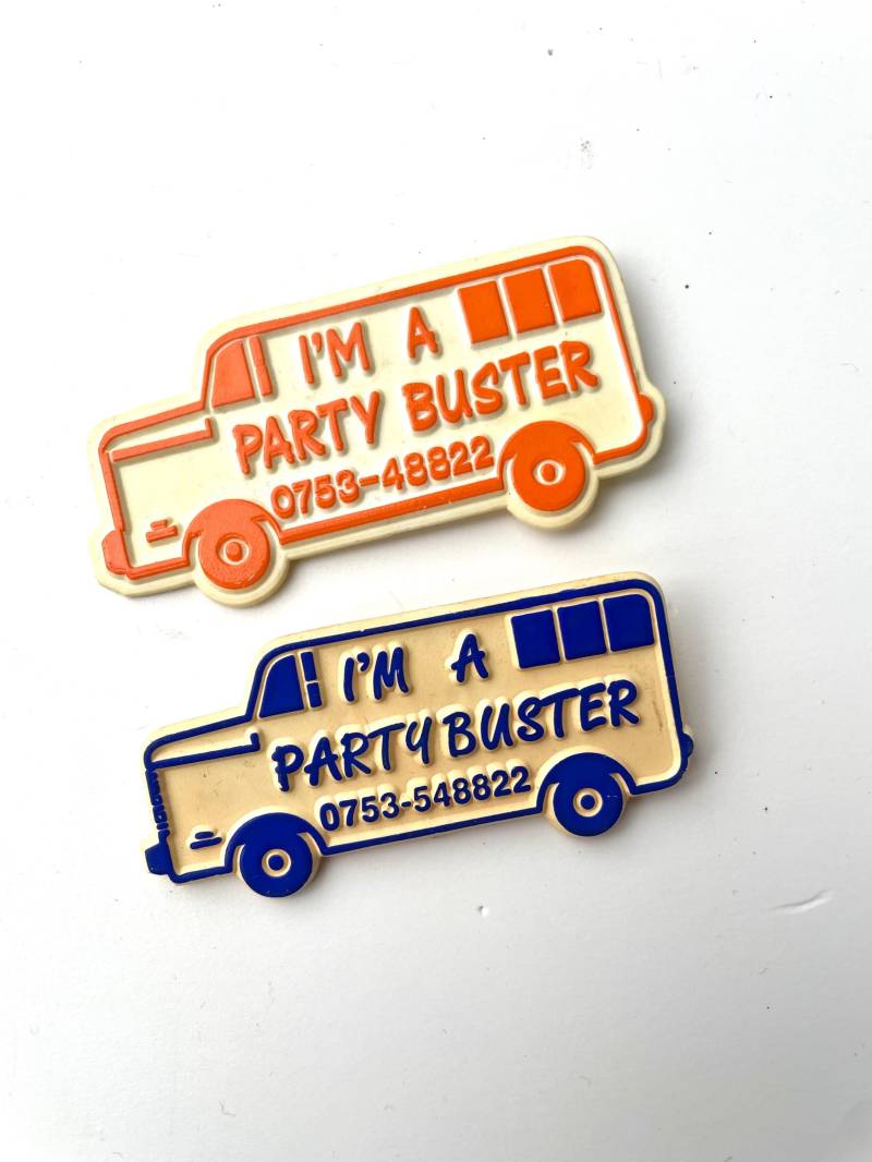1 Paar Vintage Party Bus Anstecknadeln Buster Broschen 1 Paar Vintage Party Bus Anstecknadeln Buster Broschen von TheLuckyFox