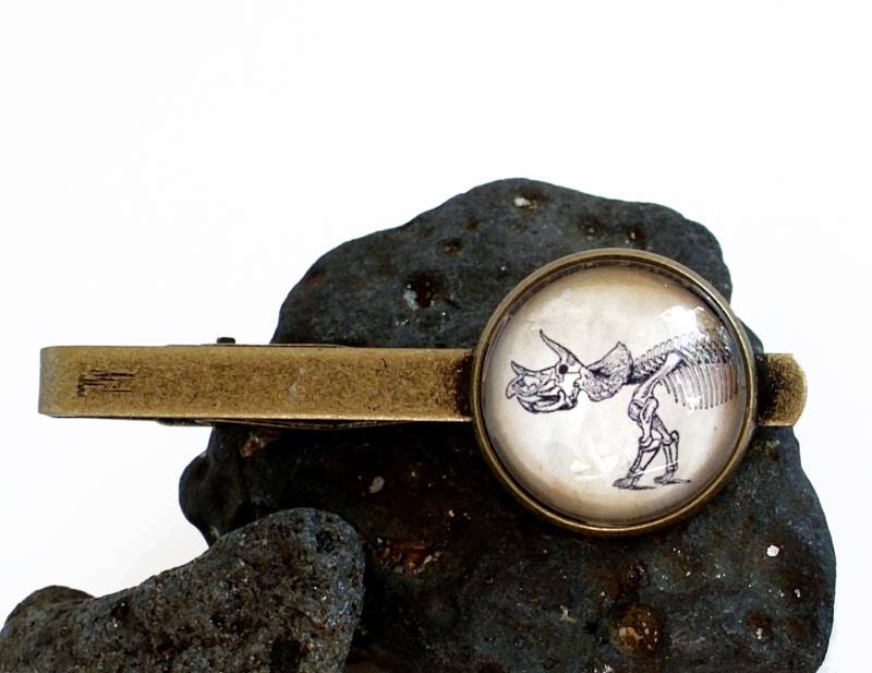 Dinosaurier Krawattenklammer - Triceratops in Bronze Oder Silber Finish Hochzeit Fossil Paläontologe von TheLysineContingency