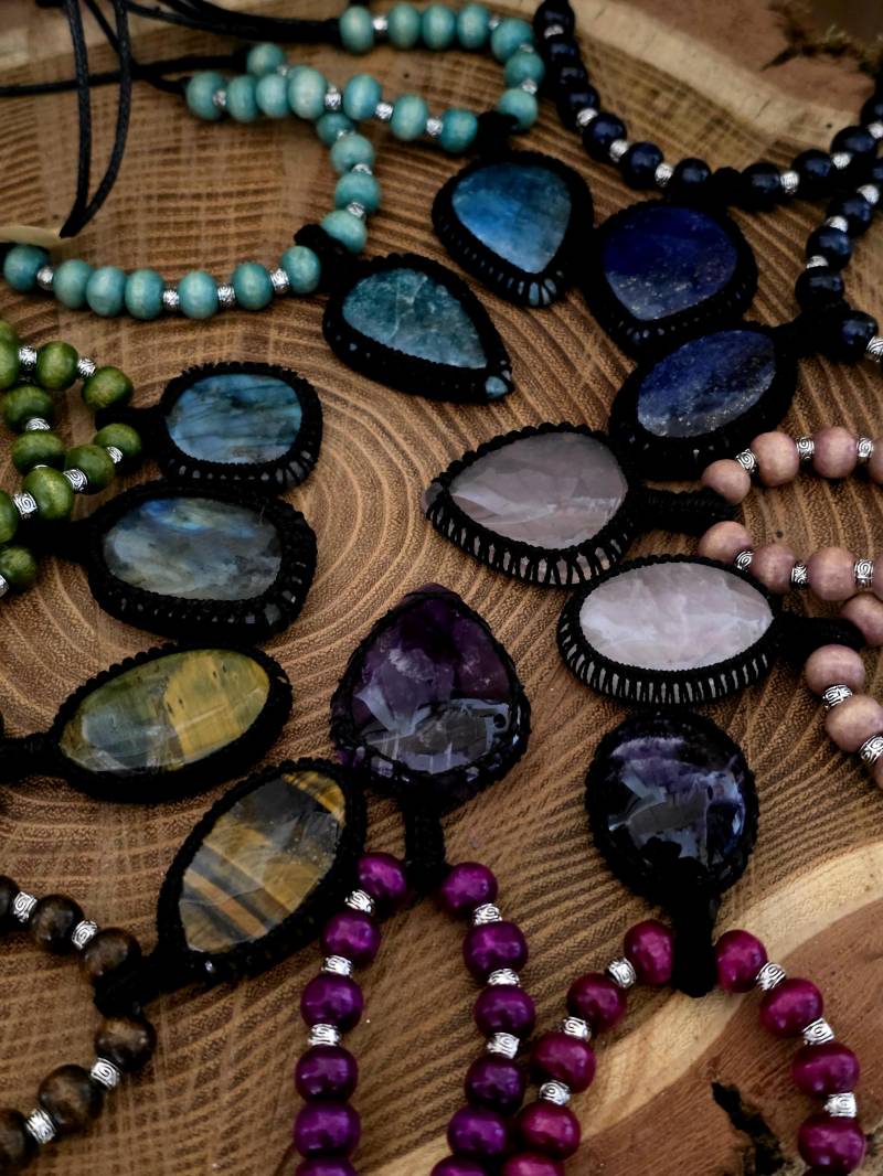 Makramee Kette Mit Holzperlen Verschiedene Sorten Teil2 von TheMagicRunenShop