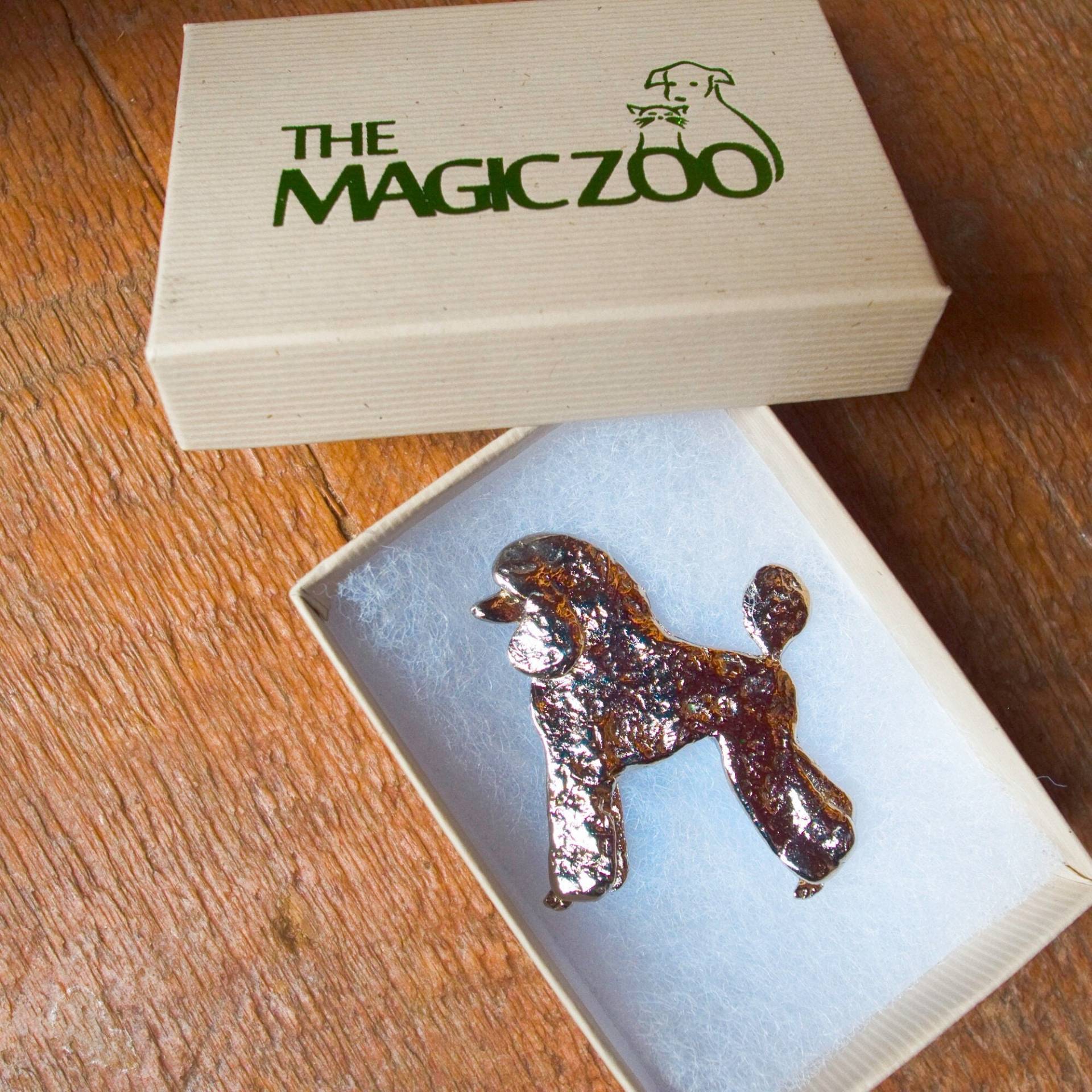 Zinn Pudel Brosche von TheMagicZoo