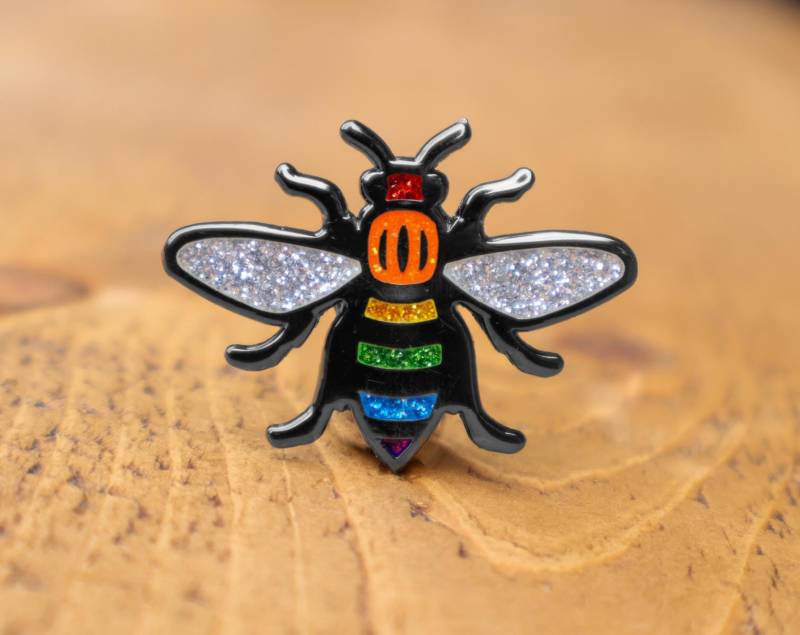 Glitzer Regenbogen Manchester Biene Emaille Pin Abzeichen - Nickelfreie Metall Brosche Manc & Proud Pride Lgbtq Glitzer Regenbogen Manchester Biene Emaille Pin Abzeichen - Nickelfreie Metall Brosche Manc & Proud Pride Lgbtq von TheManchesterShop