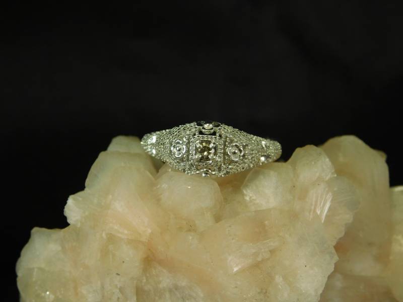 0.07 Ct. Champagner Diamant Versprechen Ring Art Deco Stil Filigran Sterling Silber von TheMasterJeweler