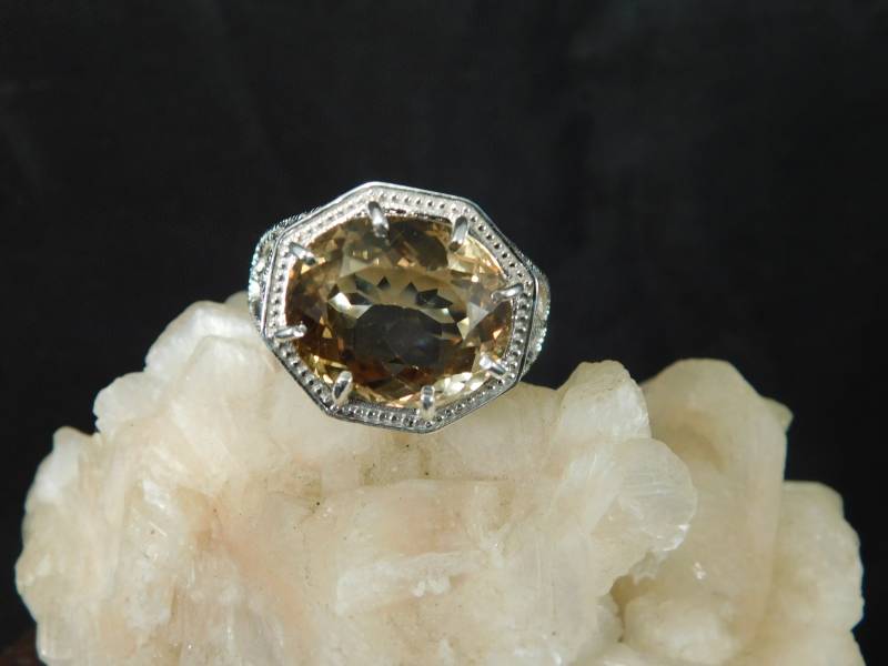 10.37 Ct. Ovaler Imperial Topas Ring Art Deco Stil Sterling Silber Filigran von TheMasterJeweler