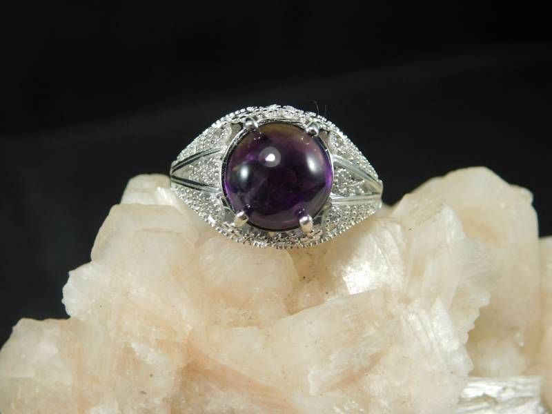 3.87 Ct. Runder Cabochon Amethyst Solitär Ring Art Deco Stil Sterling Silber Filigran von TheMasterJeweler