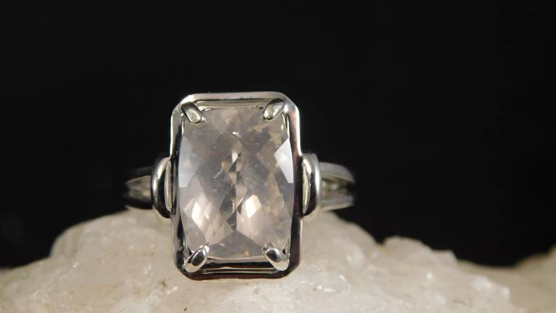 4.65 Ct. Rosenschliff Rechteckiger Rosenquarz Ring Schlicht Sterling Silber von TheMasterJeweler