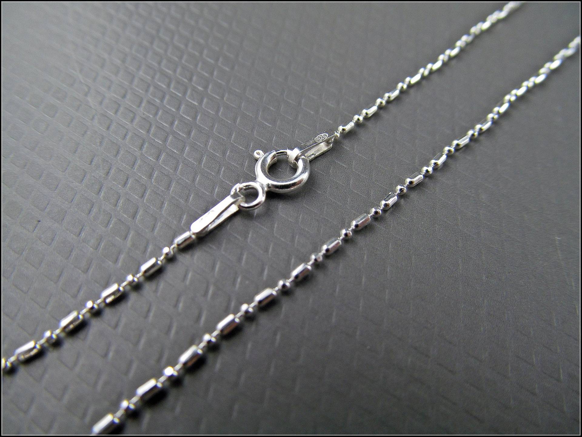 925 Sterling Silber Wechsel Kugelkette 40cm Oder 45cm Lang - Hk925-19 925 Sterling Silber Wechsel Kugelkette 40cm Oder 45cm Lang - Hk925-19 von TheMatGirl