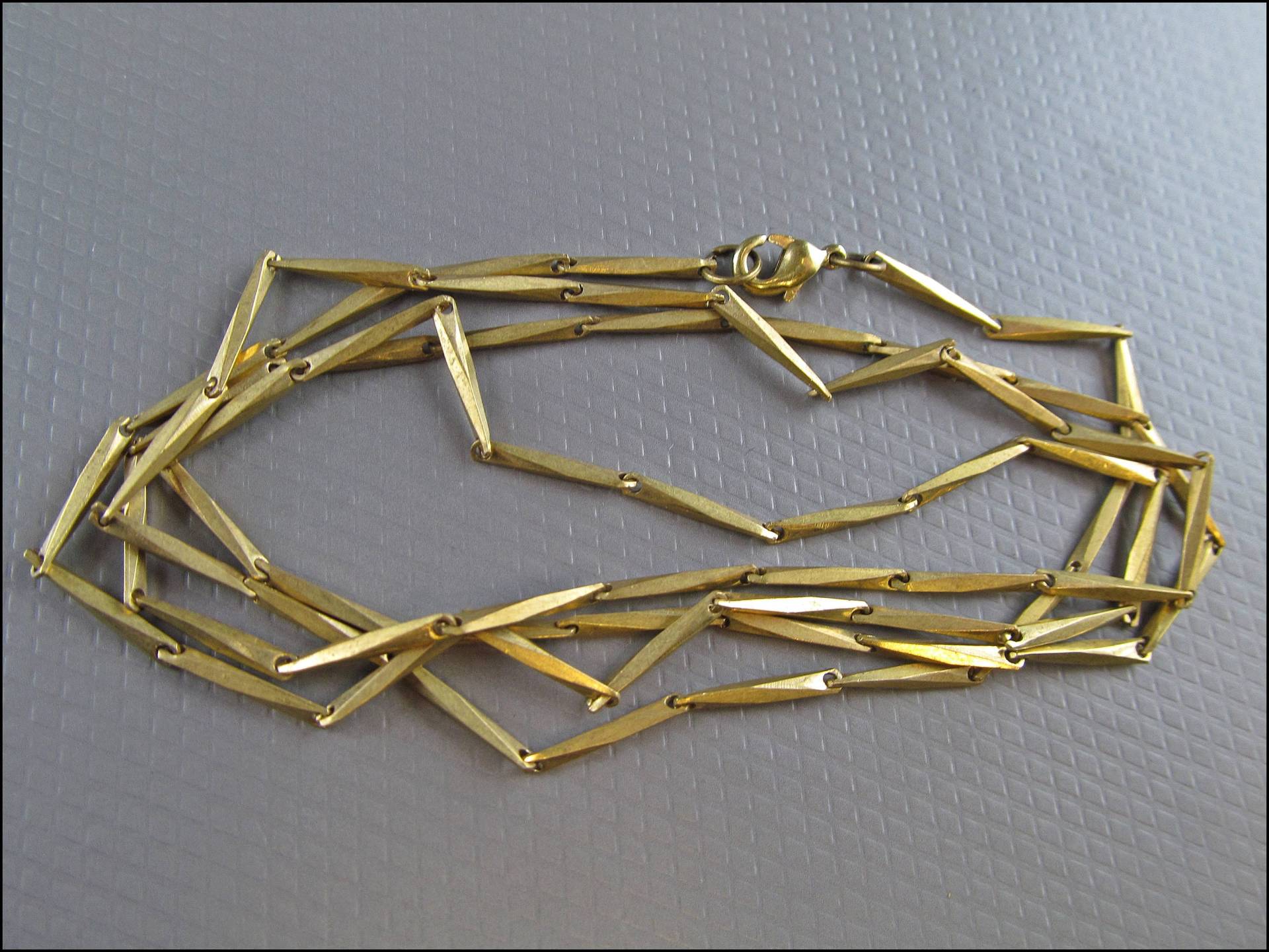 Schöne Schmuckkette Bronzegoldfarben 60 cm Oder 80 Lang - Hk01 Schöne Schmuckkette Bronzegoldfarben 60 cm Oder 80 Lang - Hk01 von TheMatGirl
