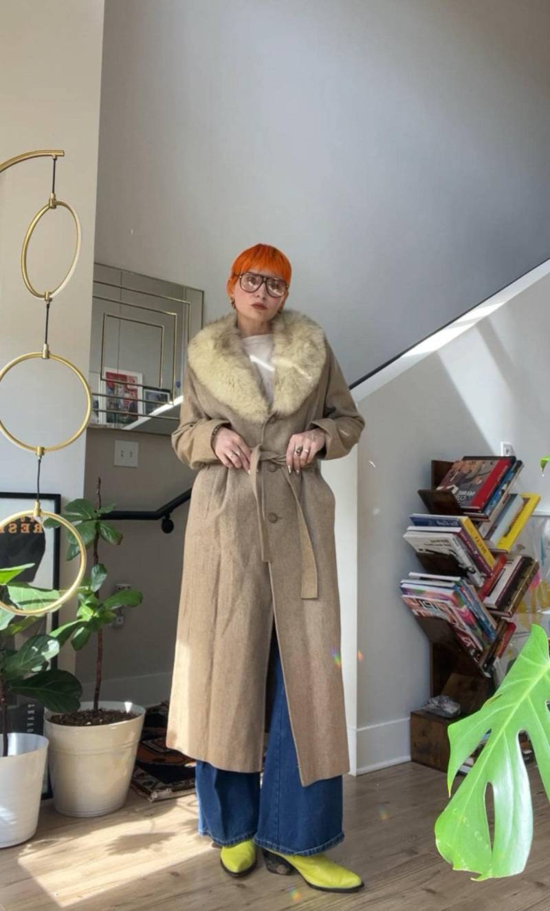 Vtg 70Er Jahre Wollmantel Mit Kunstpelzkragen von TheMetalRomanticShop