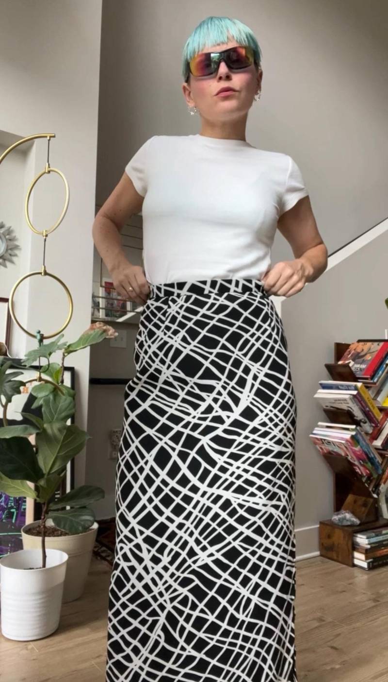 Vtg90Er Jahre Schwarz-Weißer Maxi Bleistiftrock von TheMetalRomanticShop