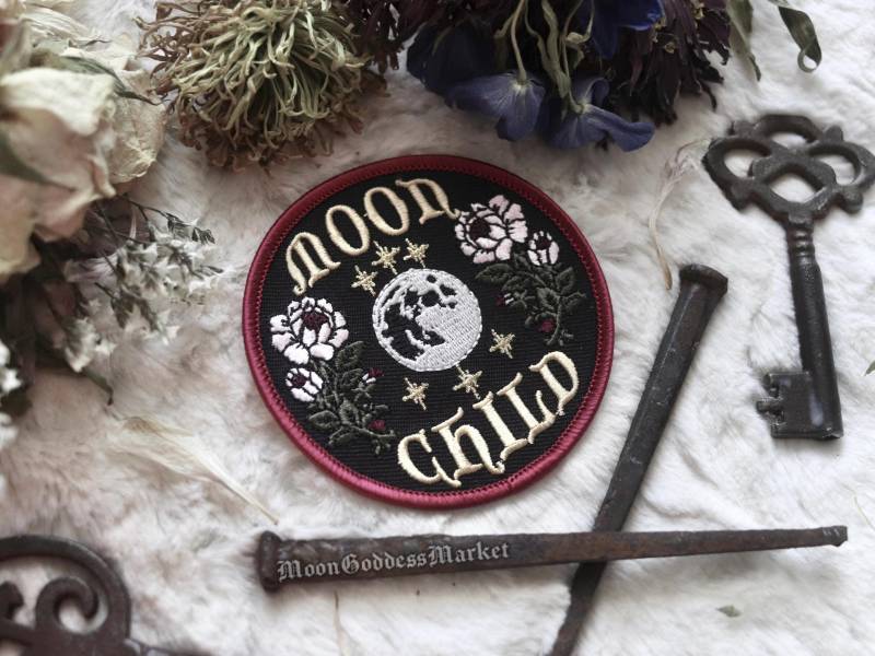 Moon Child Gestickter Aufnäher | Original Copyright Witchy Geschenk von TheMoonGoddessMarket
