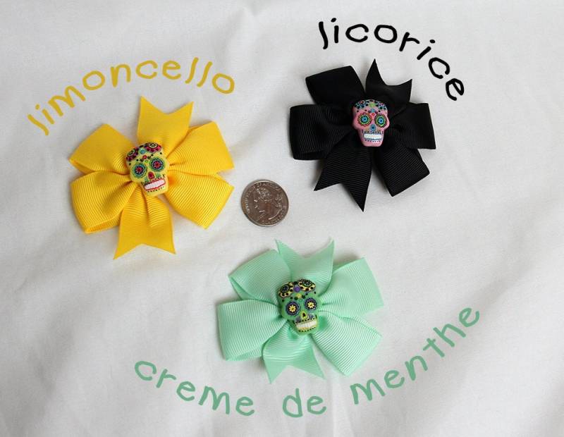 Dias De Los Muertos Schleife Haarspange von TheMutinousMermaid