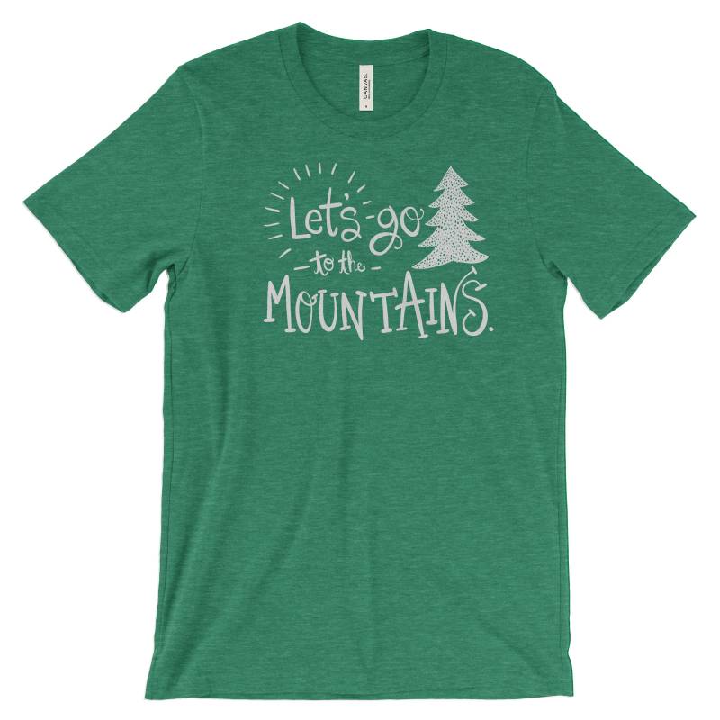 Lets Go To The Mountains National Park Adventure Tshirt von TheNationalParkStore