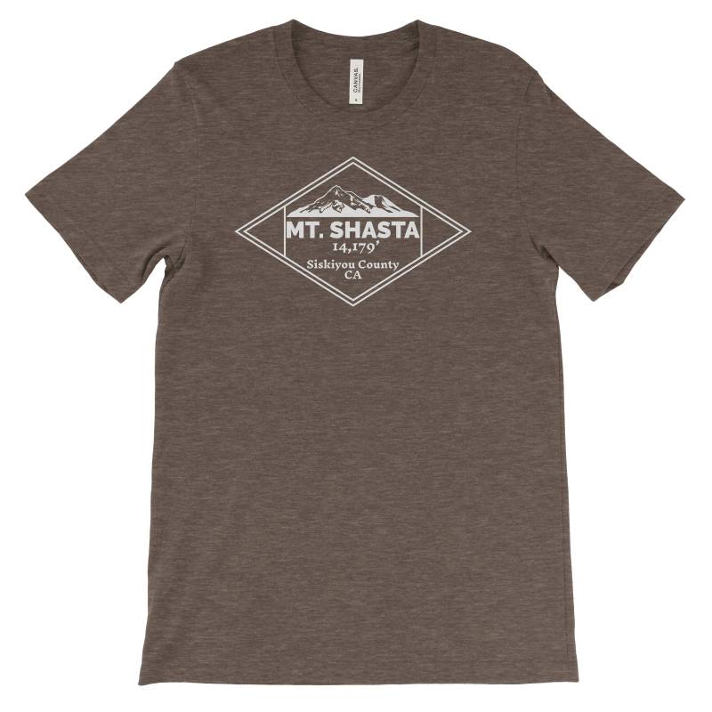 Mt Shasta Abenteuer Unisex Bella Canvas Tshirt von TheNationalParkStore