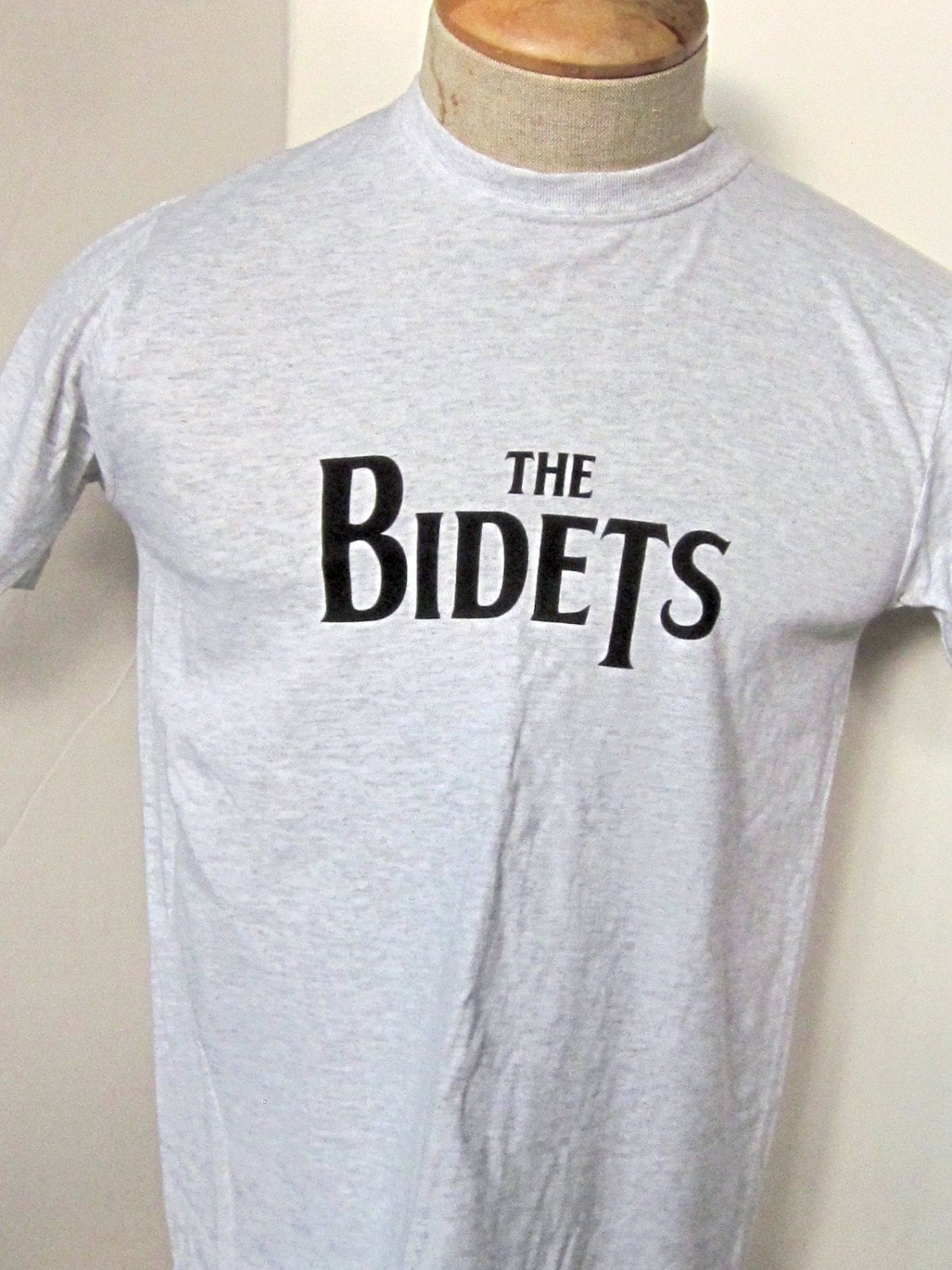 The Bidets-Light Heather Grey Man Es T-Shirt-Small Cotton Shirt von TheNerdBoyfriend