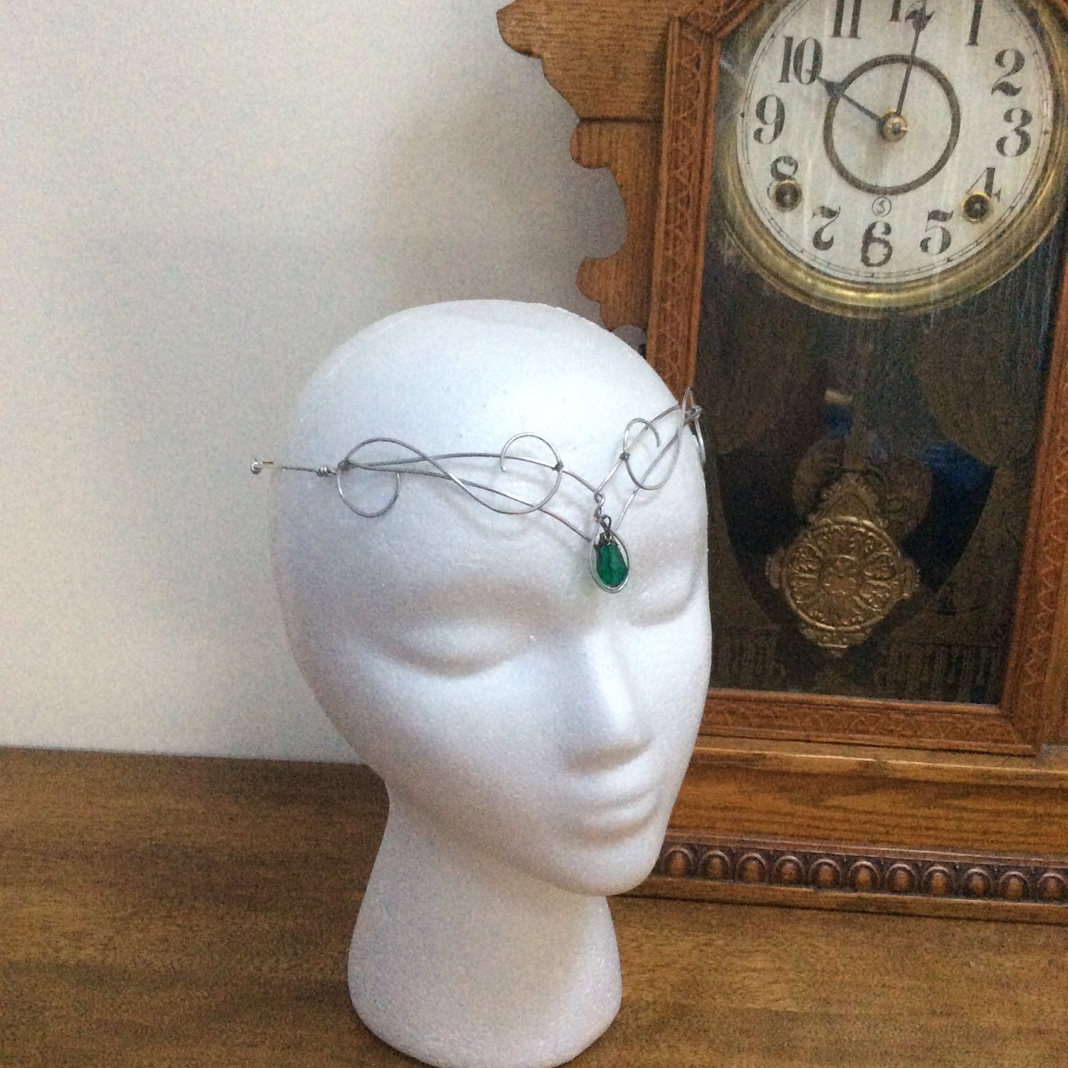 Silberner Elfen-Reif Mit Grünem Kristall Märchenprinzessin Krone von TheNerdyWino