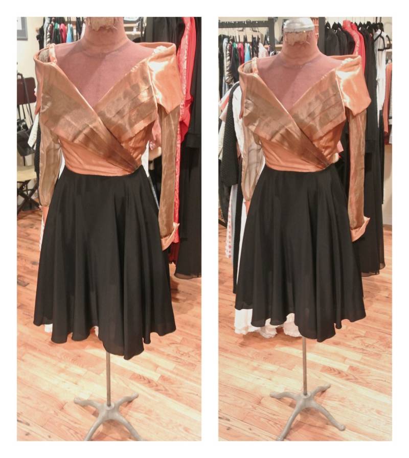 1980Er Gold Und Schwarz Partykleid Off The Shoulder Chiffon Flatterrock Langarm Vintage Cocktailkleid Schalkragen Abendkleid von TheNinesNYC